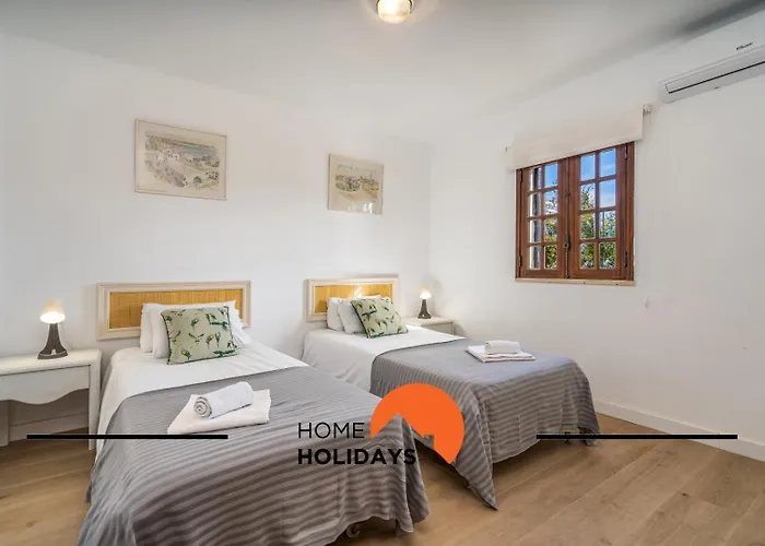 #279 T2 Relaxar Em By Holidays 알부페이라