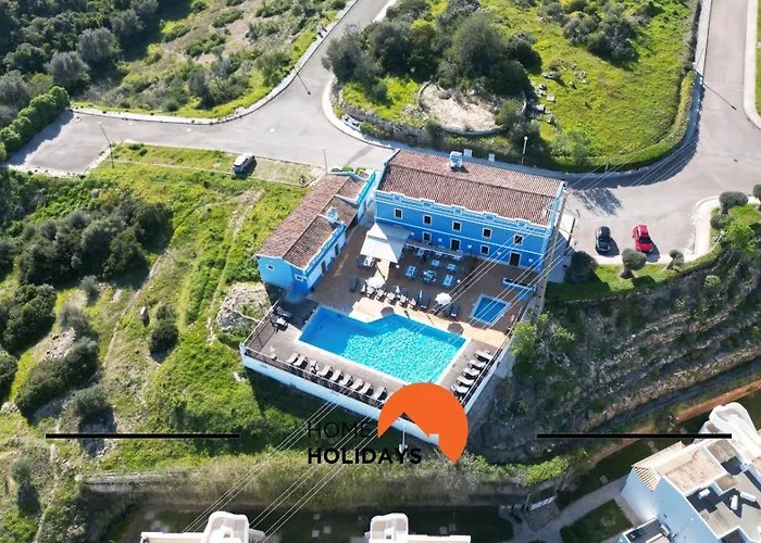 #279 T2 Relaxar Em By Holidays 아파트 *